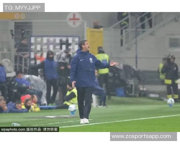 里维拉强调团队合作的重要性莱奥不能独自承担胜负责任 里维拉强调团队合作的重要性莱奥不能独自承担胜负责任