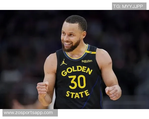 库里三分球命中数突破20个成为本赛季联盟首位达成此成就的球员 库里三分球命中数突破20个成为本赛季联盟首位达成此成就的球员