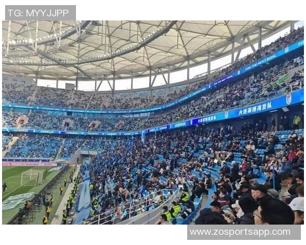 2025中超观赛人数突破618万人大连英博多项指标领跑全联赛 2025中超观赛人数突破618万人大连英博多项指标领跑全联赛